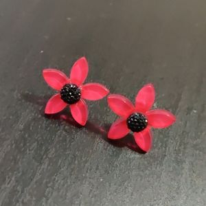Dark pink flower studs